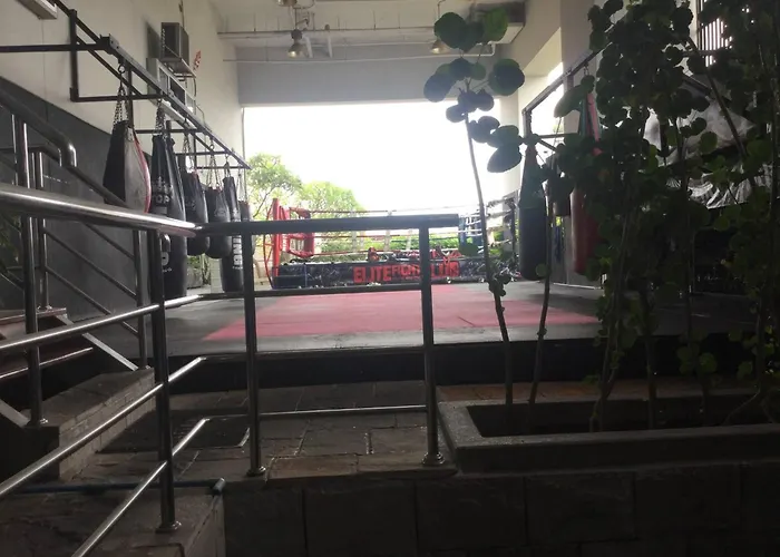 1br With Pool Gym Near Bts Phrom Phong Дом отдыха Бангкок