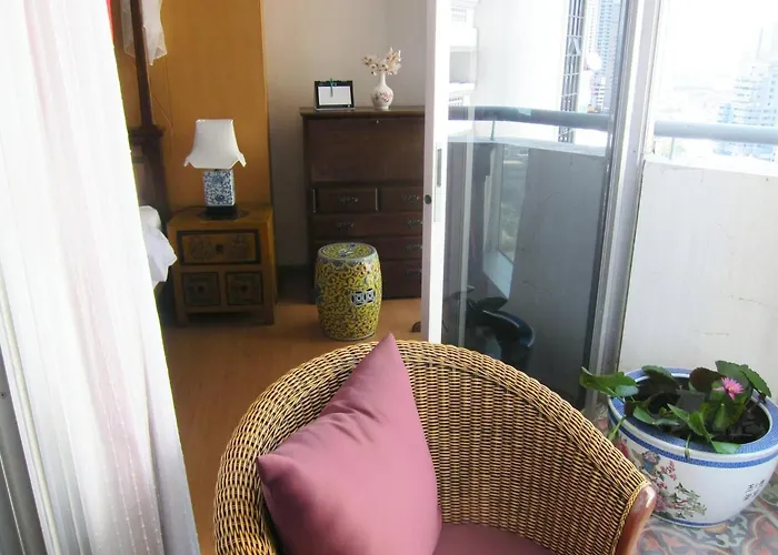 Дом отдыха 1br With Pool Gym Near Bts Phrom Phong